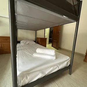 apt-guest-in-ninho.hotels-lisbon-portugal.com/