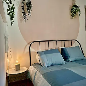 apt-guest-in-ninho.hotels-lisbon-portugal.com/